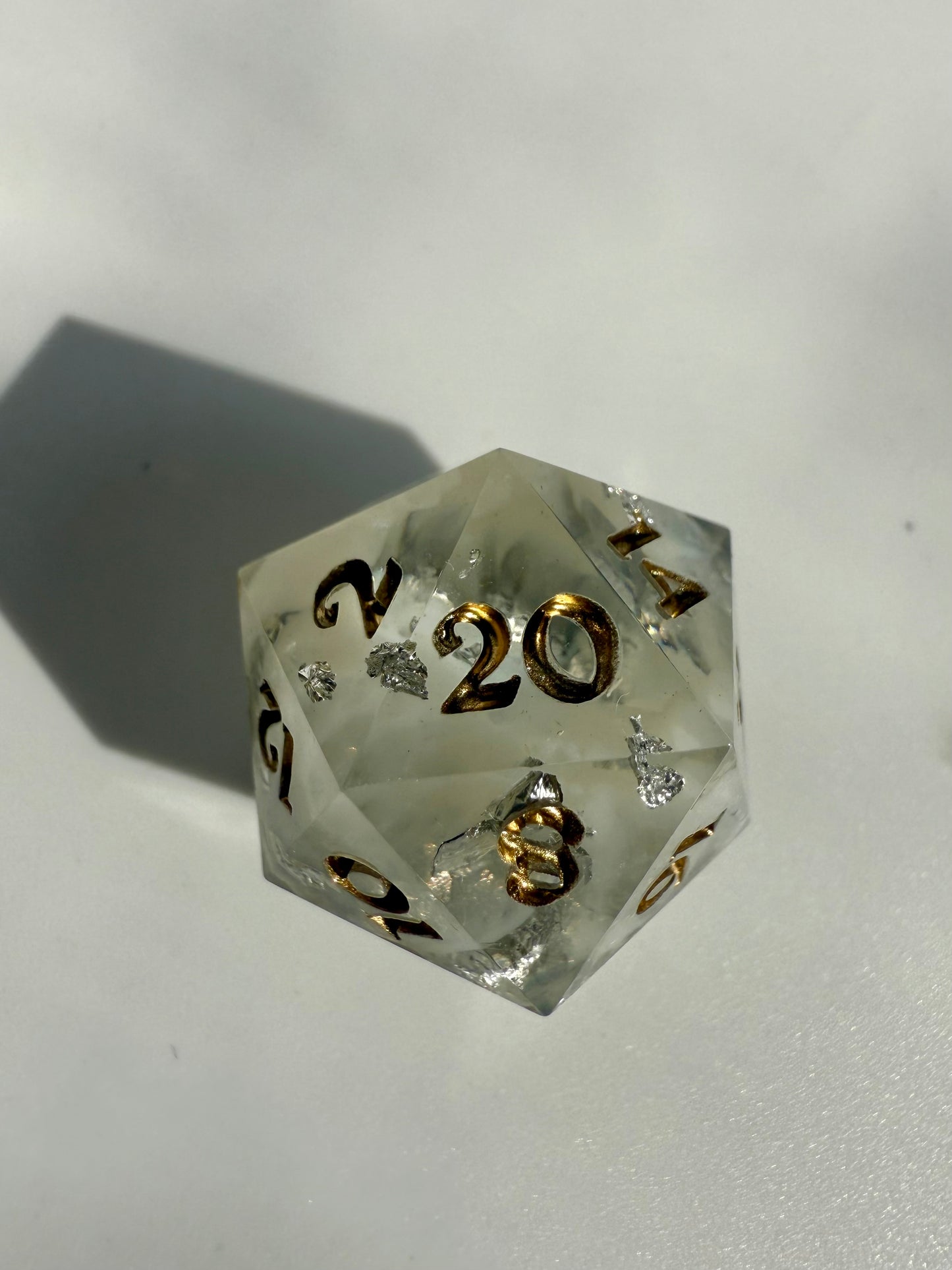 Cloudy Silver Single D20